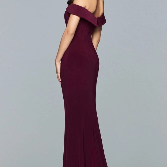 Faviana Bordeaux Jersey Off-The-Shoulder Dress - Picture 3 of 6